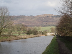 P2019DSC08388	Looking back east along the canal in Gargrave.