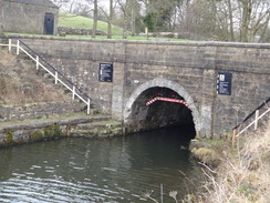 P2019DSC08545	Foulridge Tunnel's southern portal.