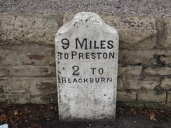 P2019DSC08828	An old milestone in Cherry Tree.