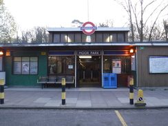 P2019DSCF2636	Moor Park tube station.