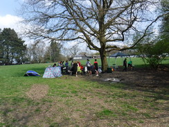 P2019DSCF2780	Picnickers near the A1.