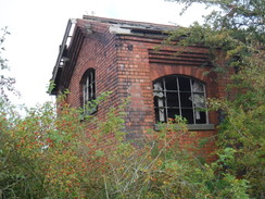 P2019DSCF3239	An old building at Doddington and Harby station.