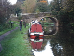 P2019DSCF3370	The canal at Gathurst.