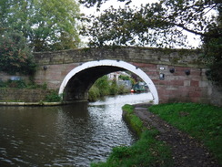 P2019DSCF3499	Bridge 17 in Lydiate.