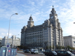 P2019DSCF3680	The Liver Building.