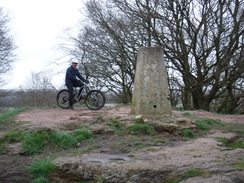 P2020DSCF4497	Stapleford Hill trig pillar.