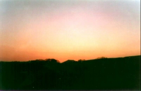 H25	Sunset over Thorpe Cloud.