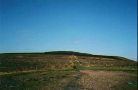 M05	Holdstone Hill (1,146 ft)