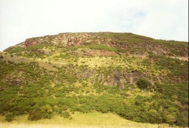 T06	Arthur's Seat viewed from near Duddingston Loch.