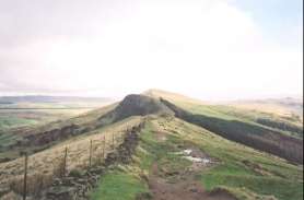 Y15	Looking at Back Tor and Lose Hill from Hollins Cross.