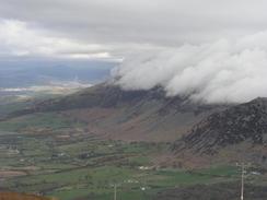 P20034030983	Cloud forming on the flank of Gyrn Ddu and Gyrn Goch hills.