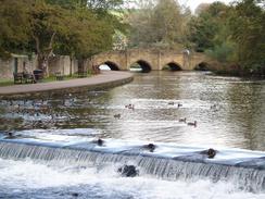 P2004A091845	The River Wye in Bakewell.