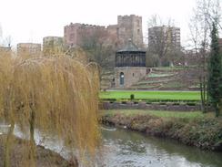 P2004C153053	The River Anker and Tamworth Castle.