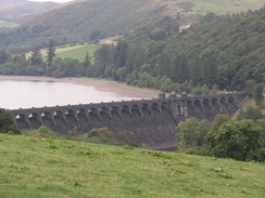 P20069275081	Looking down over Lake Vyrnwy dam.
