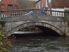 P20091150031	A bridge over the Itchen in Winchester.