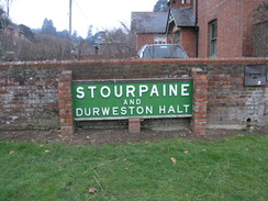 P20112012470	The Stourpaine and Durweston Halt sign.