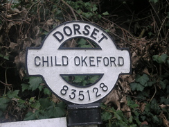 P20112012552	A road sign in Child Okeford.
