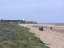 P20115235898	Looking back along the beach towards Hunstanton.
