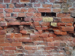 P2012DSC08612	Brickwork in Graveley.