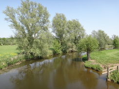 P2012DSC00463	The view from Fen Bridge over the Stour.