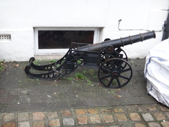P2013DSC04667	A cannon in Upper Upnor.