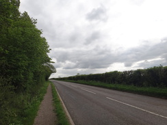 P2018DSC00384	The road leading south to Raunds.