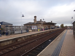 P2018DSC05830	Mansfield railway station.